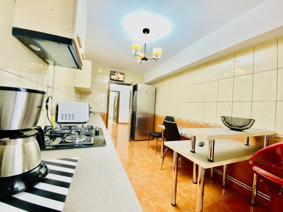 Central & Comfortable Studio Targoviste Eksteriør bilde